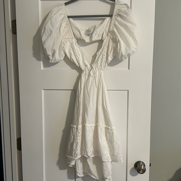 White Sabo Skirt Ray Dress - Picture 3 of 5